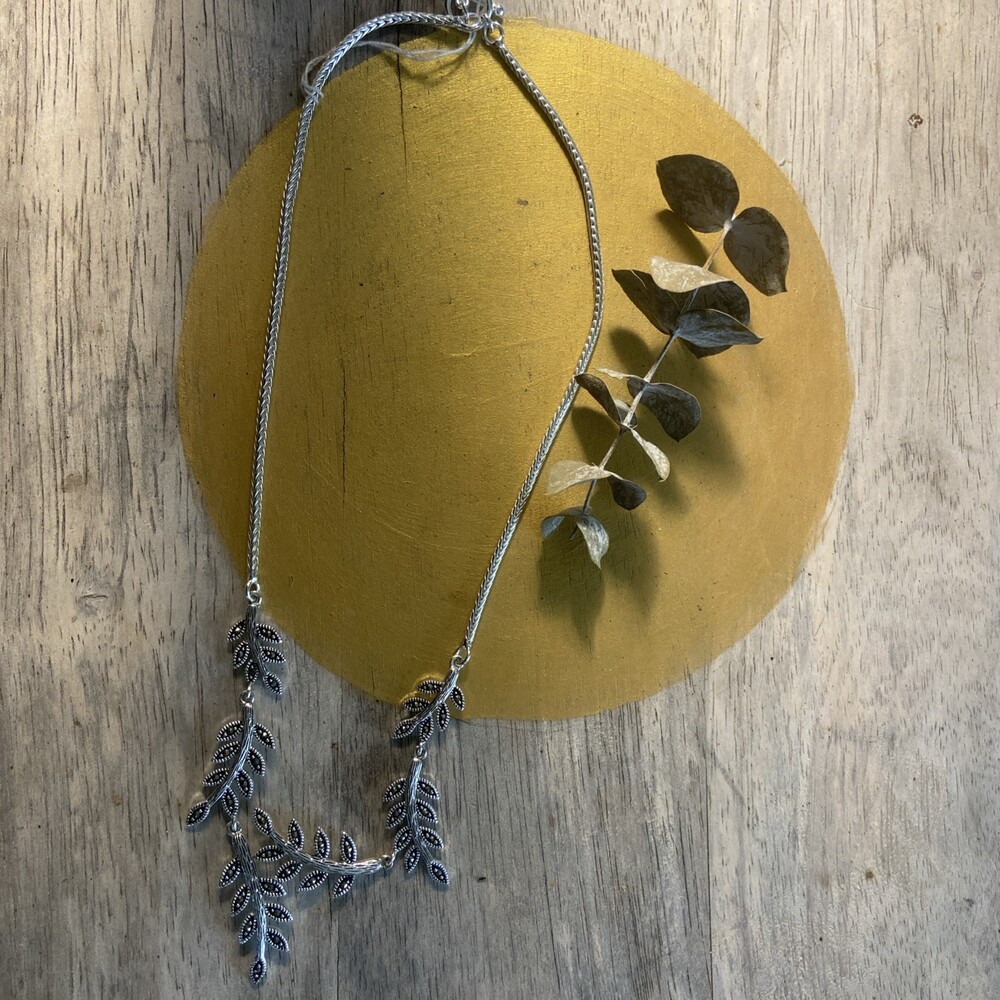 Sterling Silver Marcasite leaf and branch-style statement necklace 16”